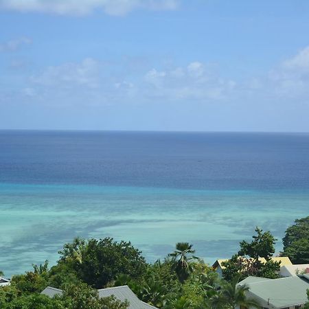 Manfiyo Guest House Anse Boileau Eksteriør bilde