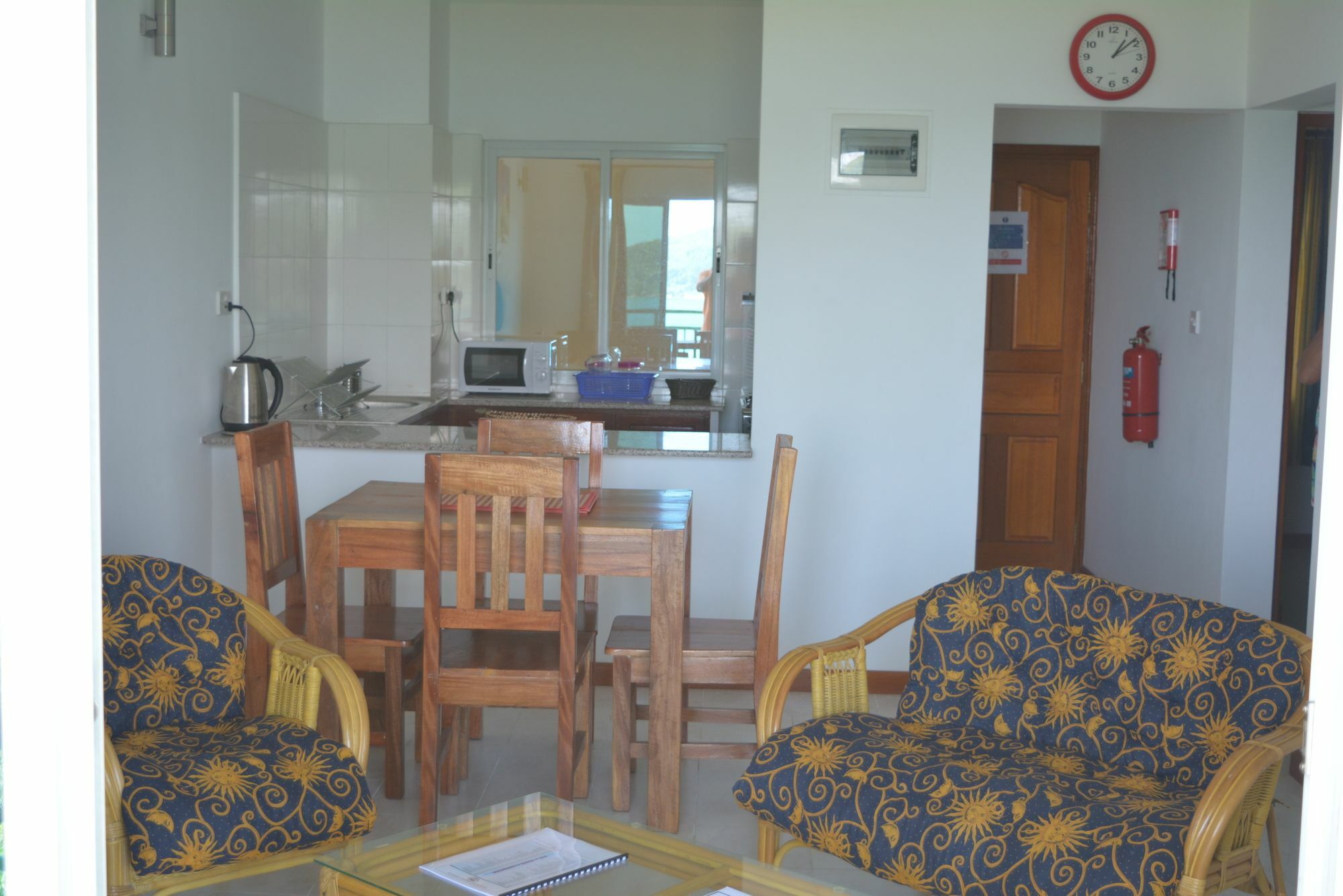 Manfiyo Guest House Anse Boileau Eksteriør bilde